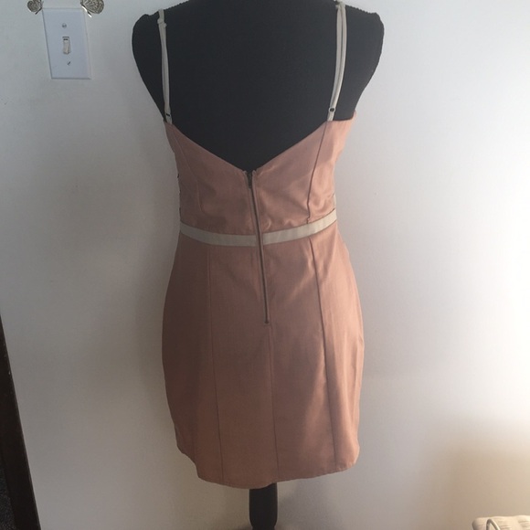 Lucca Couture peach pink layered front spaghetti strap mini dress size medium​ - Picture 4 of 8